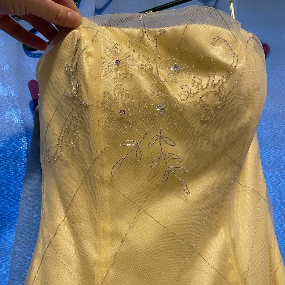 Women’s Formal Dress